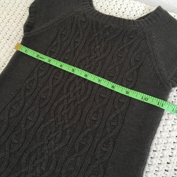 GUESS KNITTED GIRLS SWEATER DRESS IN GRAY SIZE 5/6 - Picture 6 of 7